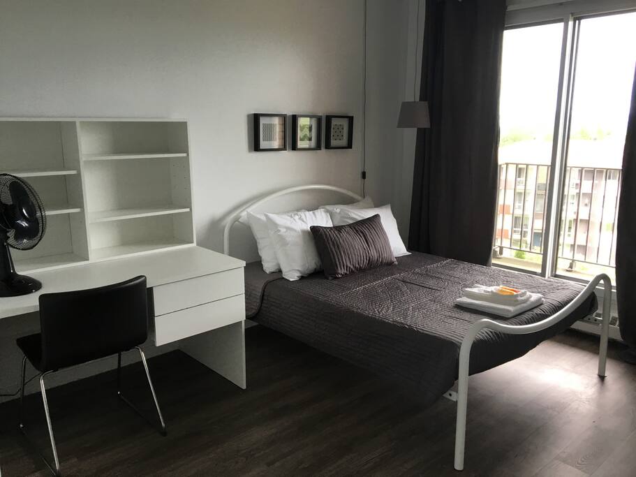 Chambre avec lit double (2x)