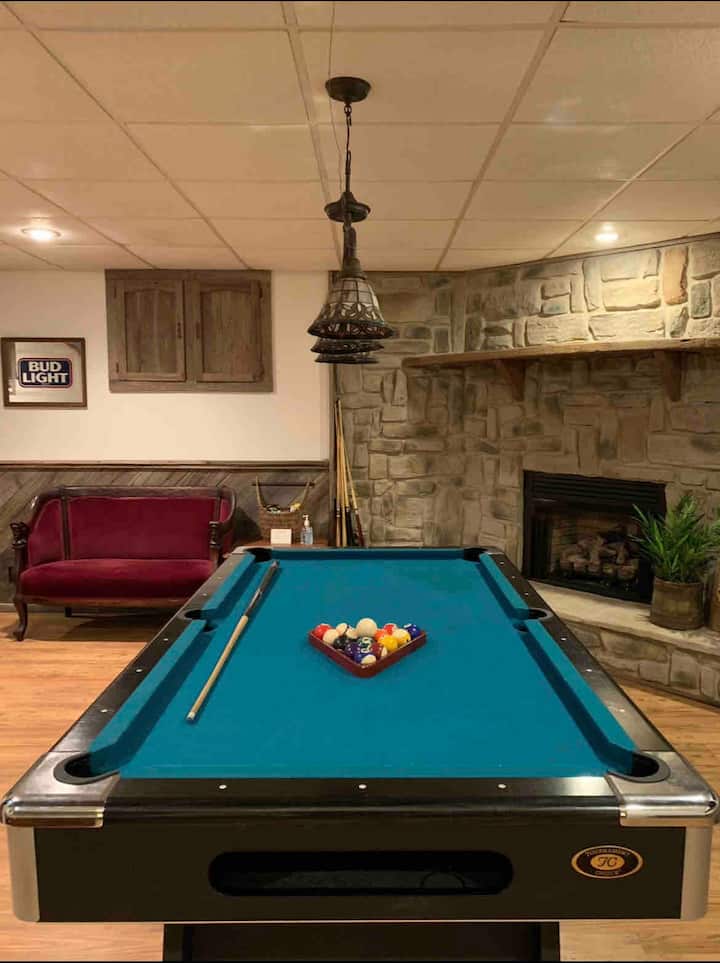 Lake Moomaw Vacation Rentals & Homes Virginia, United States Airbnb