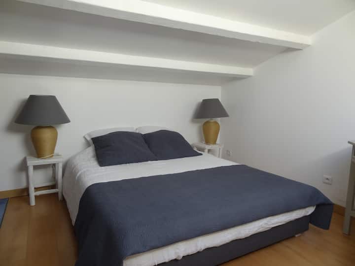 Studio krevet s bračnim krevetom okrenut prema jugozapadu (1. kat)