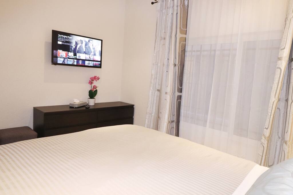 Watch a movie before bed time. You will enjoy a Smart TV with Netflix in the bedroom.