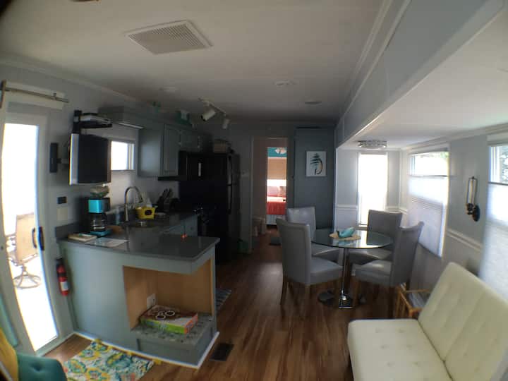 Top 10 Airbnb Tiny Houses In Virginia Beach, Virginia | Trip101