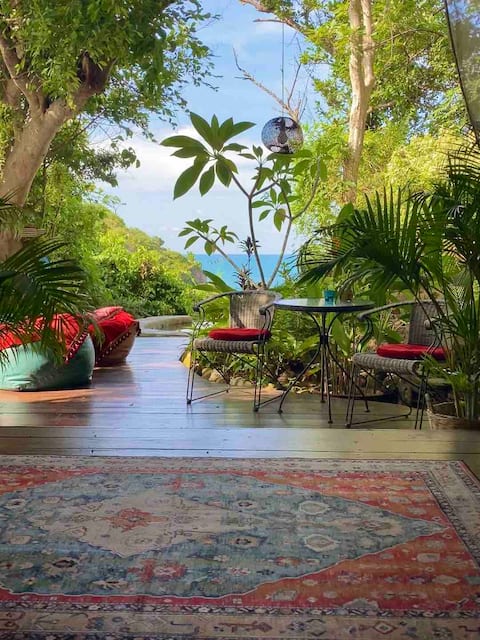 One-in-a-kind Immersive Island Retreat OffTheGrid