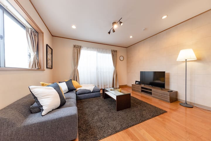 127㎡の広々一軒家/お花茶屋駅徒歩3分／駐車場あり