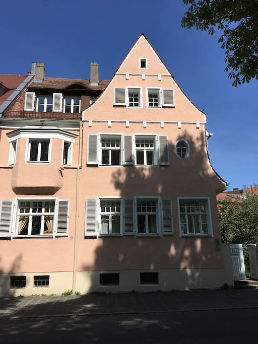 1. Obergeschoss steht zur Verfügung