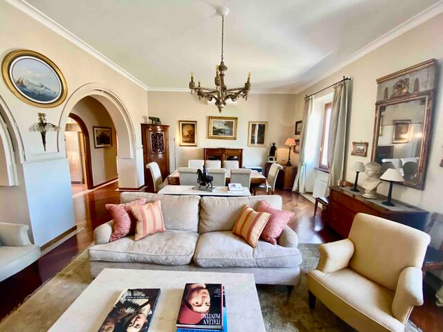 Penthouse in Trastevere gallery image 2