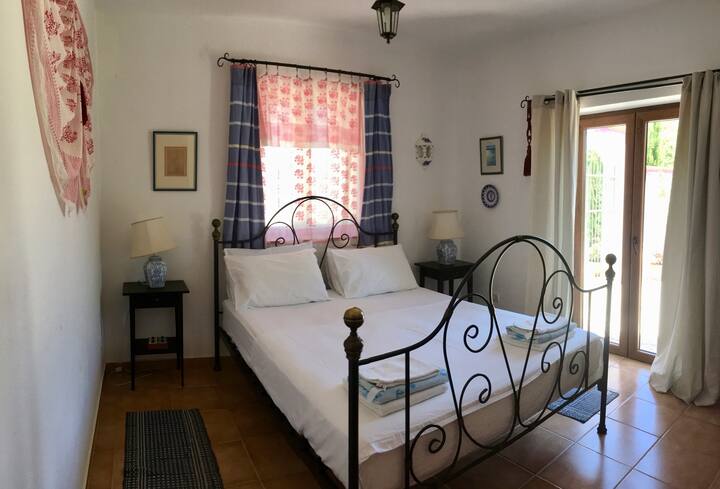 spálňa 2, manželská posteľ