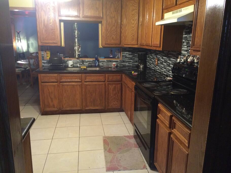 Kitchen/cooking area