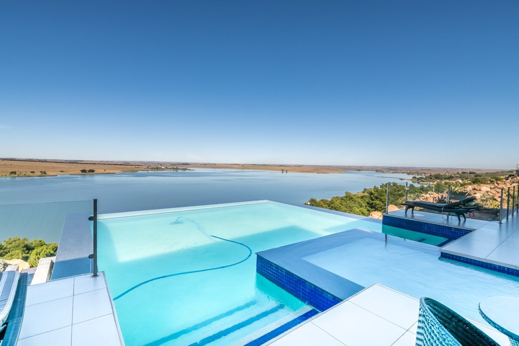 Bronkhorstspruit Dam Vacation Rentals & Homes - Bronkhorstspruit, South  Africa | Airbnb