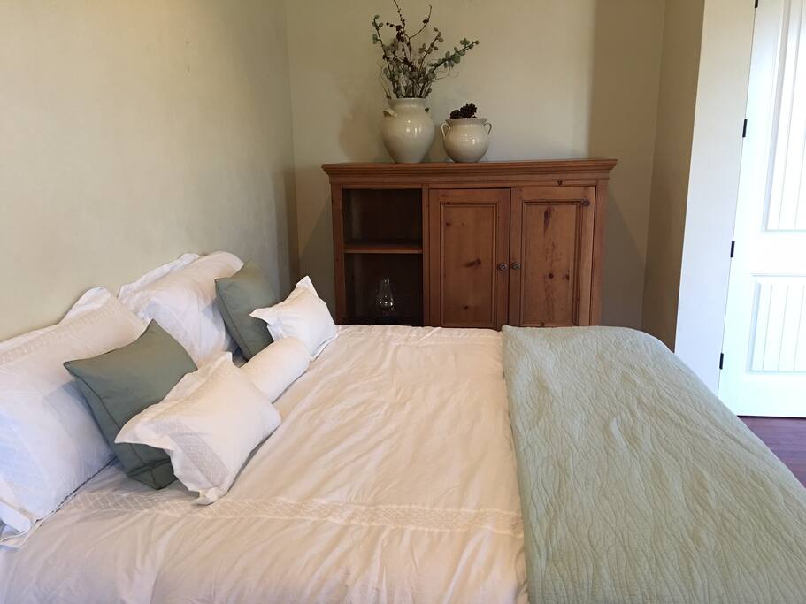 King size bed.