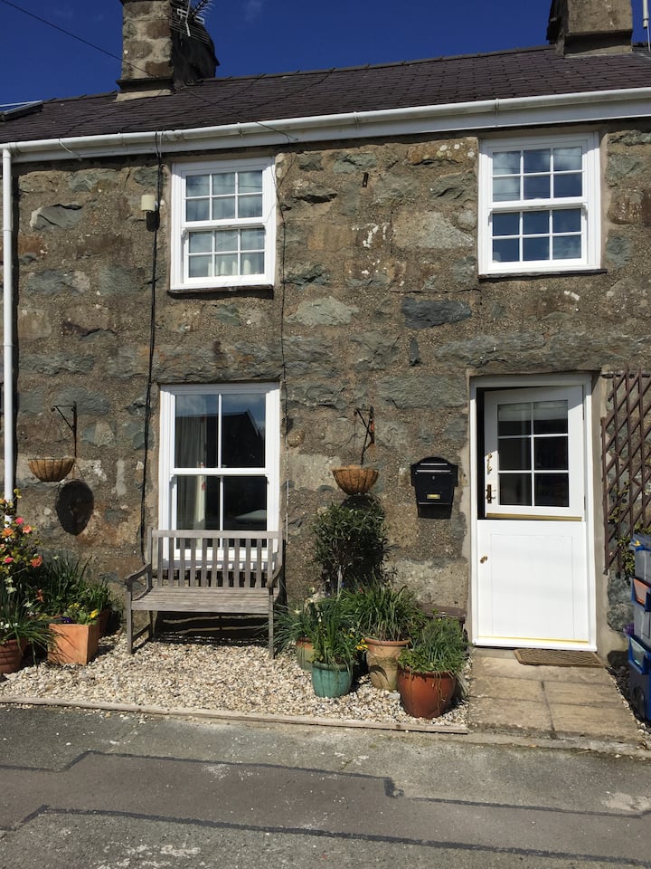criccieth-holiday-rentals-homes-wales-united-kingdom-airbnb