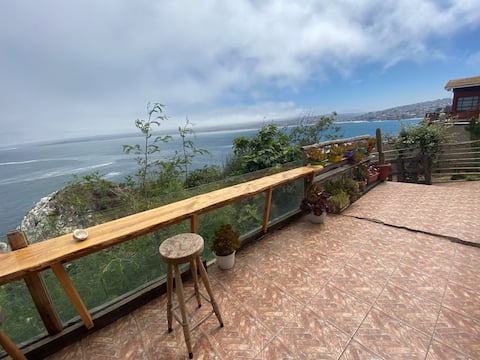 A hidden paradise in the cliffs of Cartagena