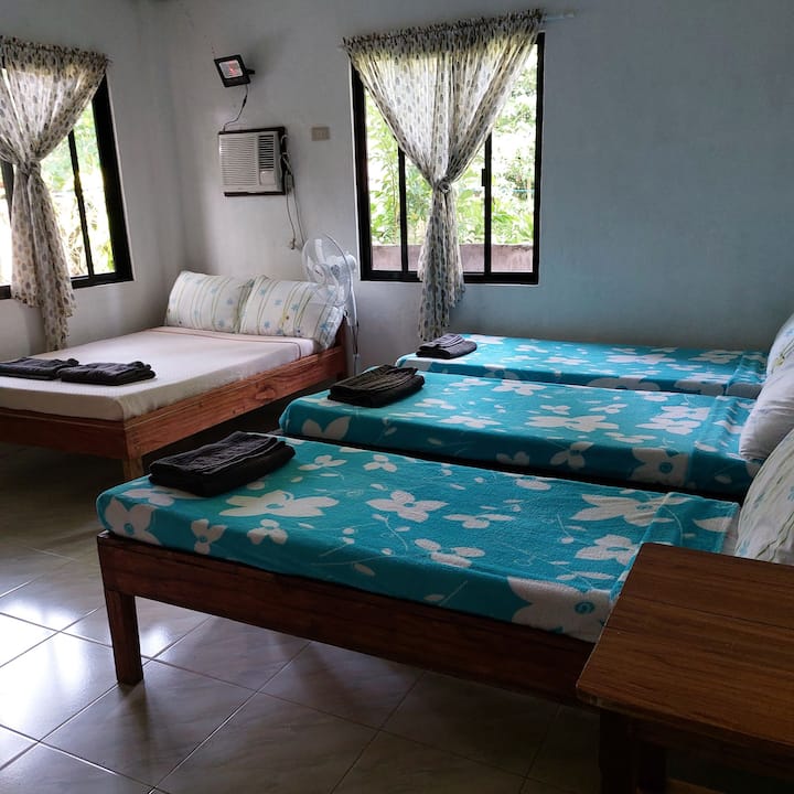 D&a Seaside Cottages
Family Room - Camiguin