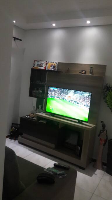TV 42' com parabólica