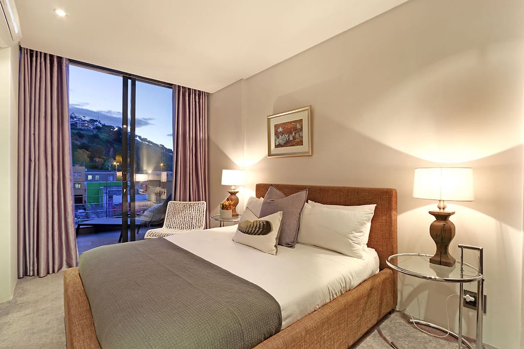1st Floor Private En Suite Bedroom