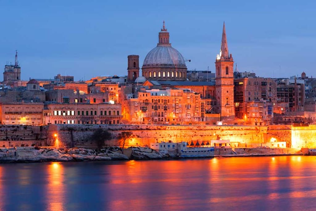 Valletta skyline at night
