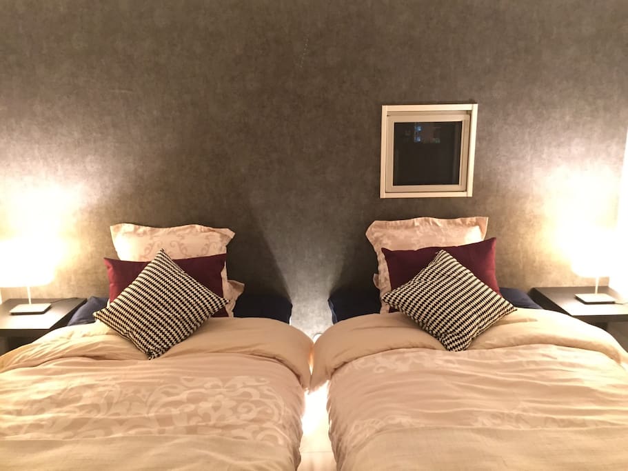 Room6