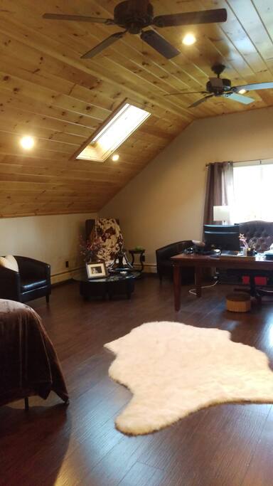 1200 Sq. Ft Private Space