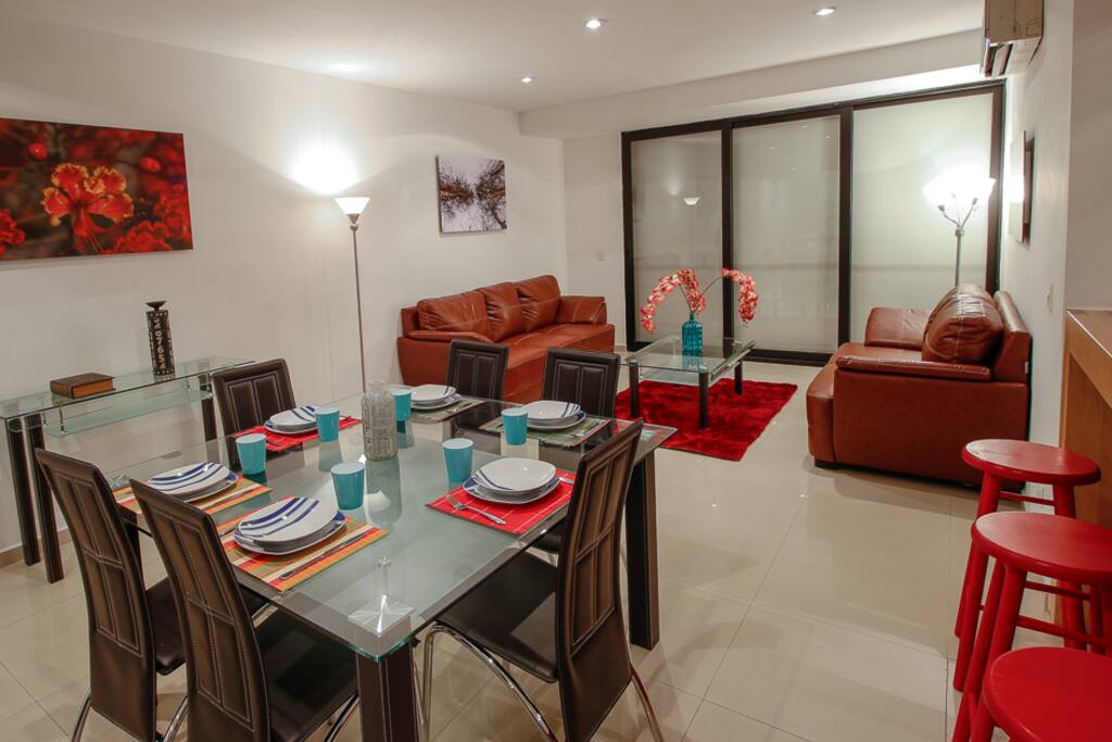 Big open spaces at the living room.