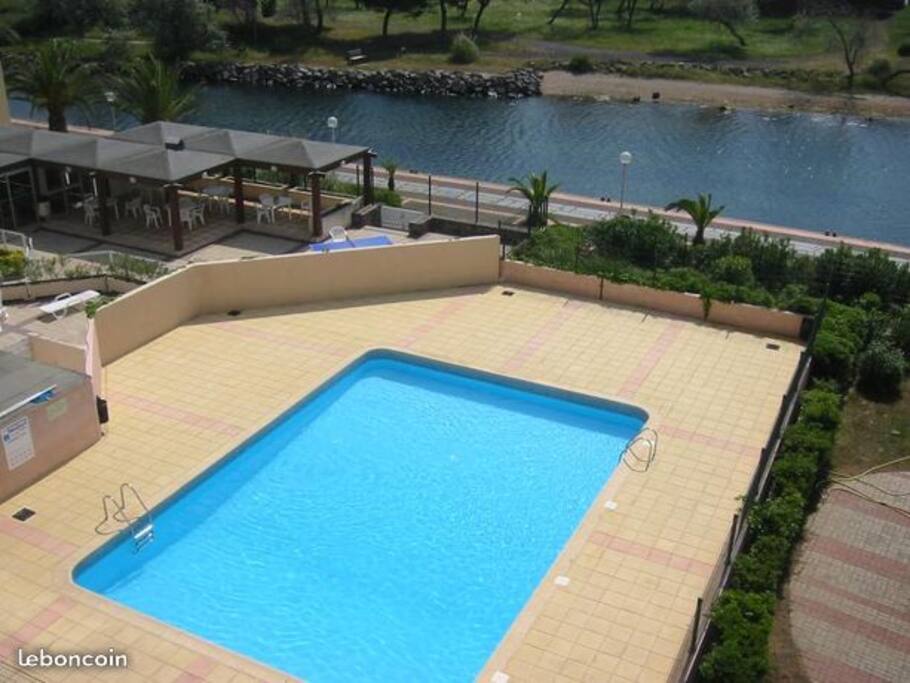Piscine de la résidence