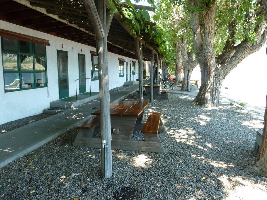 Cabins and outside dining areas