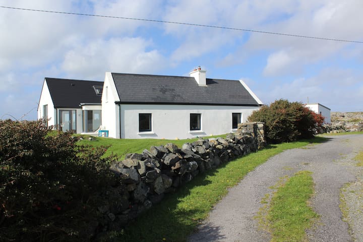 Curlew Cottage Wild Atlantic Way Roundstone Houses For Rent