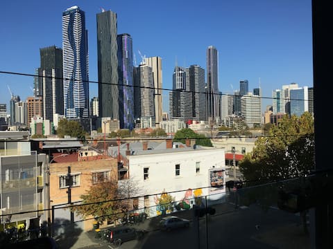 Top performing Airbnb: Comfort and views at the Victoria Market in North Melbourne