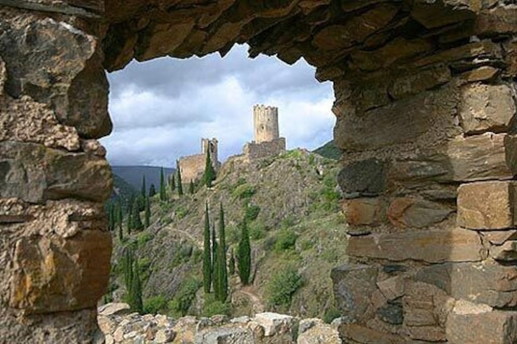 Vue du château du Xème siècle