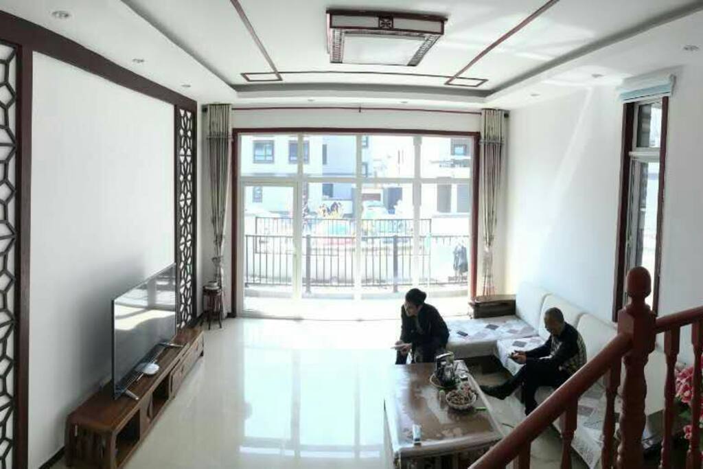 一层客厅