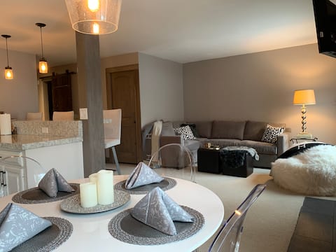 Popular Airbnb listing: Cozy elegant escape in Snowmass Village in Snowmass Village