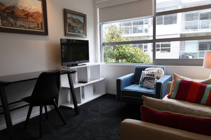 Supa-dupa apartment in vibrant Cuba Quarter