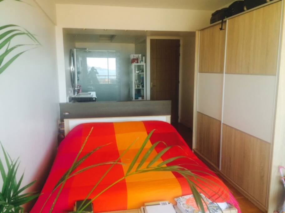 Bedroom with direct access to bathroom