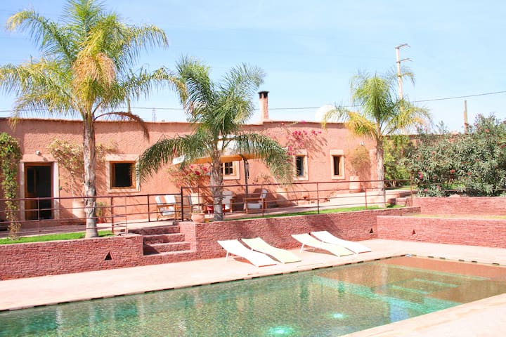Entire home with 3 bedrooms in Greater Marrakech - FERME EN TERRE Route du Barrage