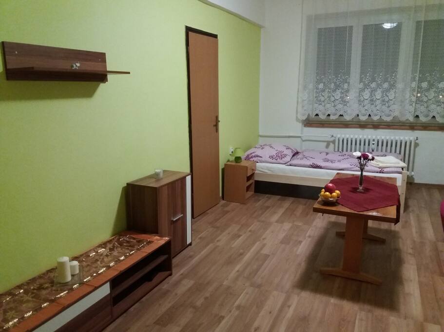 Pokoj 2/ Room2