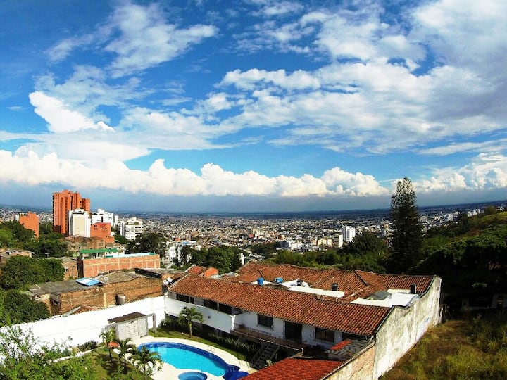 FULL APARMENT GREAT VIEWS, SWIMMING POOL, ELEVATOR Apartments for