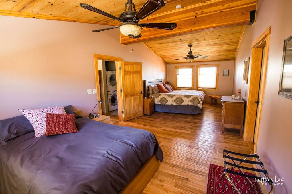 Extra large bedroom with Cal king bed and full bed
