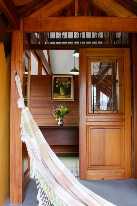 Top performing Airbnb: Charming Private Loft Itaguá Beach in Ubatuba