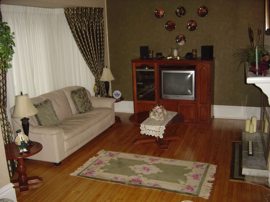 Guest Lounge