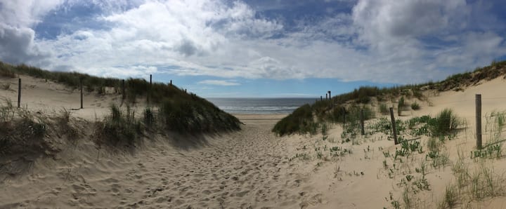 Tiny house In Egmond a/d Hoef inc free bikes!