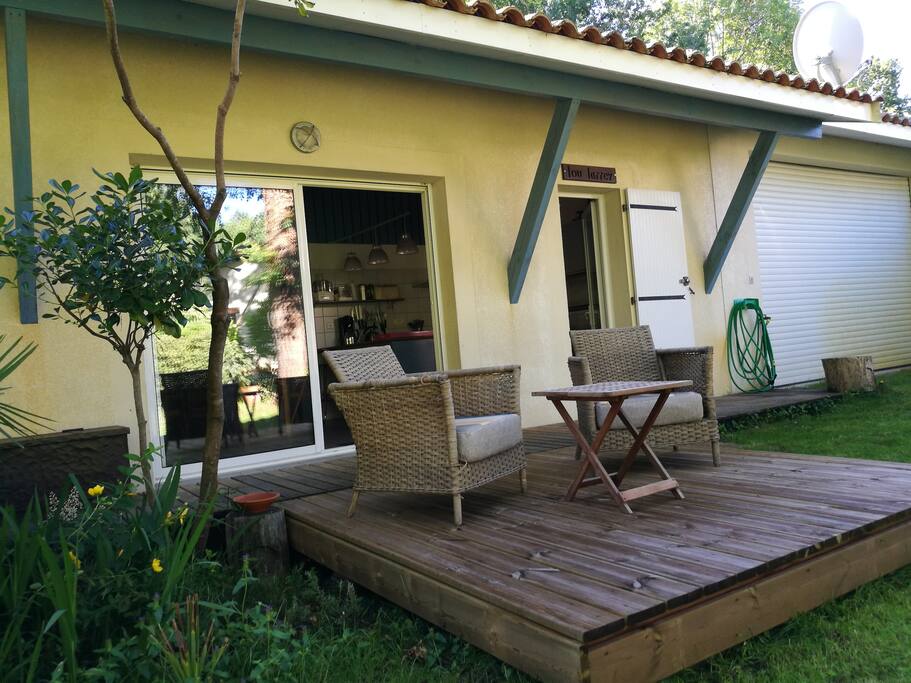 Entrée de la maison coté ouest
