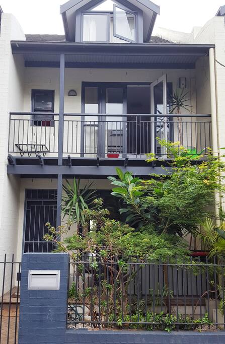 Outside view of the entire townhouse