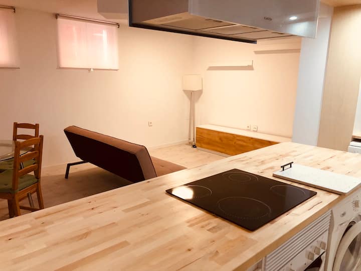 Hermoso Apartamento De 2 Habitaciones Y Sofá Cama - Aranjuez