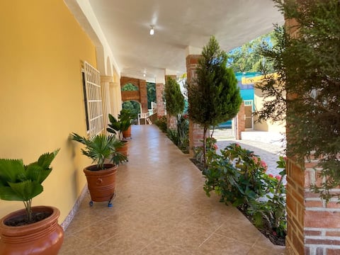 Casa Jardin in Santa Cruz de Miramar