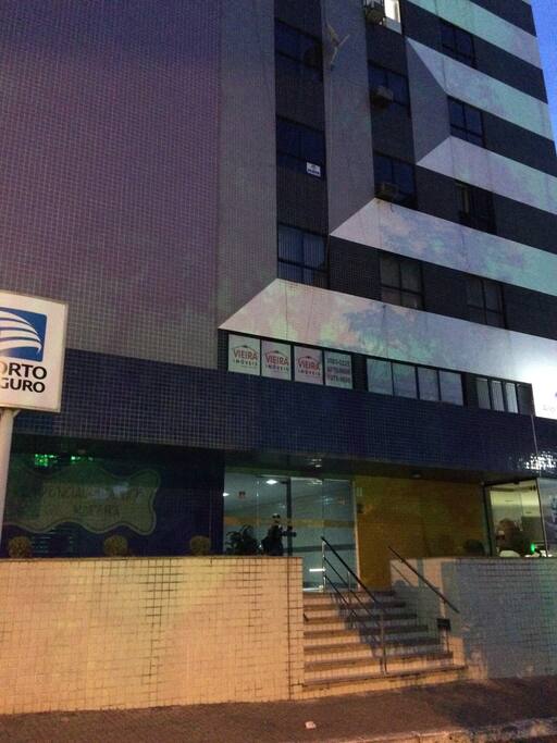 PRÉDIO, RESIDENCIAL GIL MOREIRA, CONHECIDO COMO LOJA DA VIVO