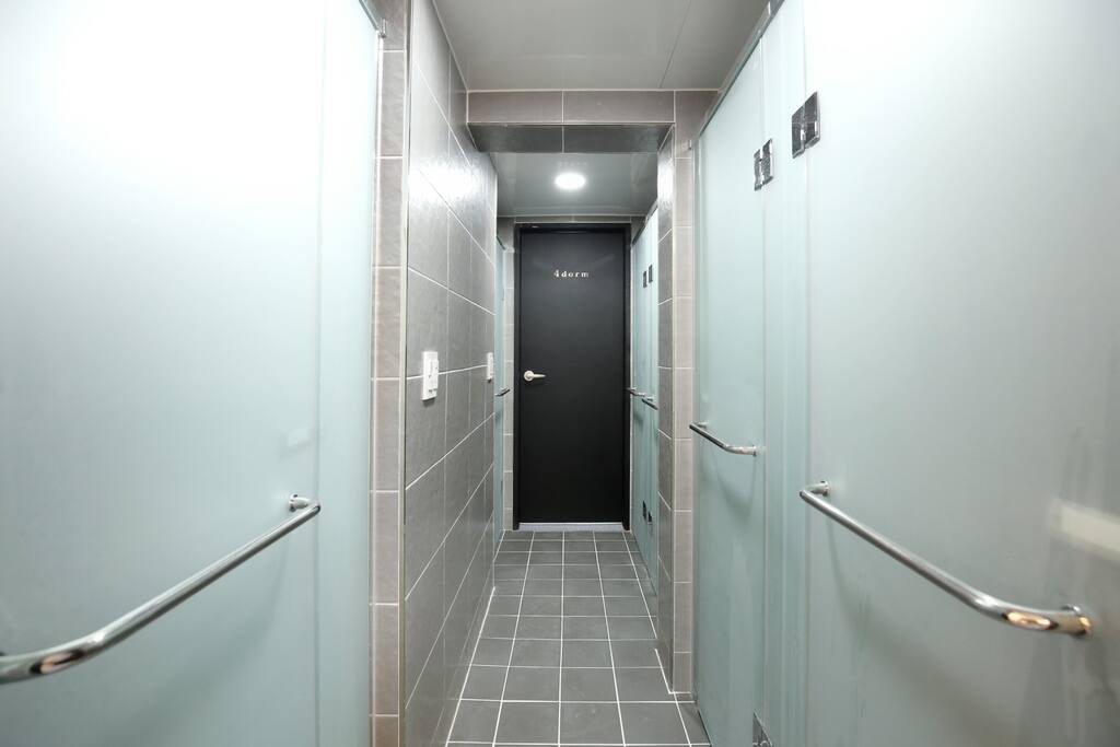 Showers & Toilets