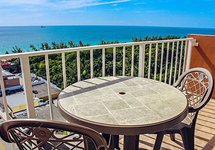 18thfloor Penthouse Corner unit gallery image 2