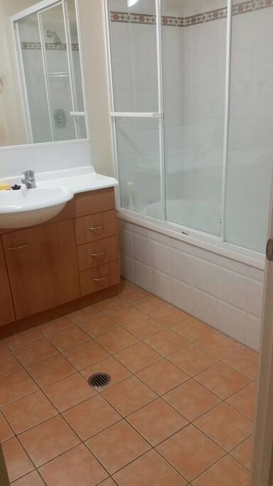 Main bathroom