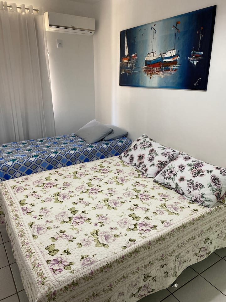 Bračni krevet i krevet za jednu osobu