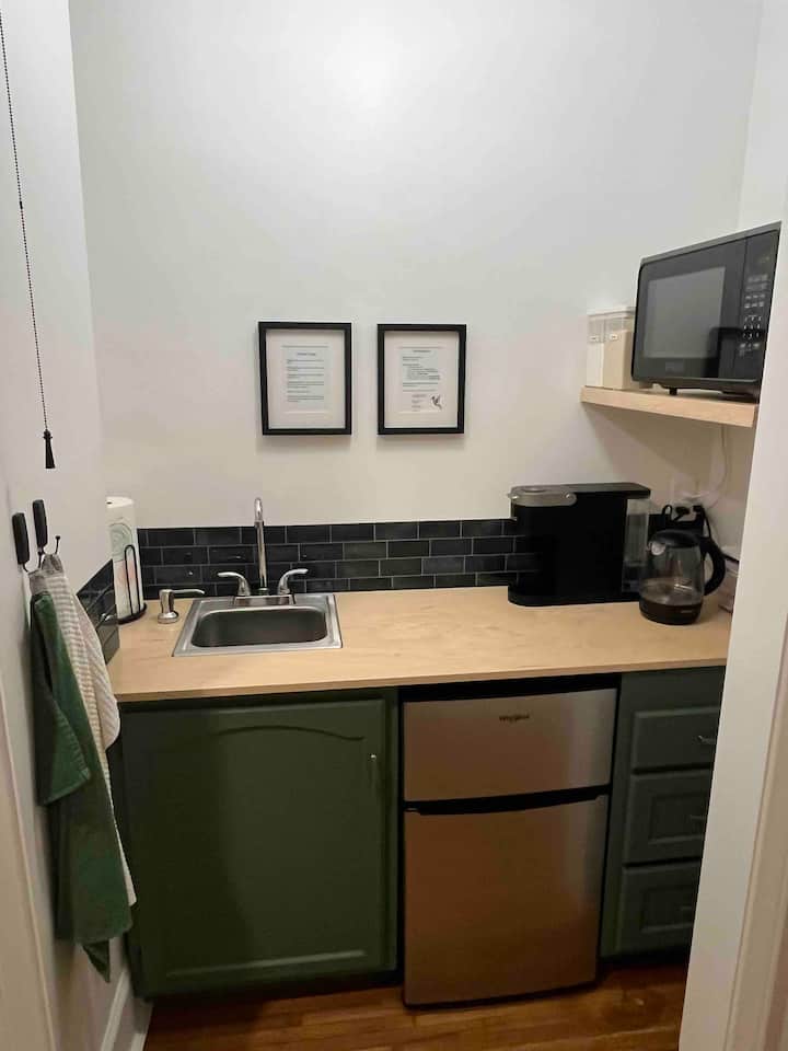 Master Bedroom With King Bed And Private Bathroom - Charlotte, NC