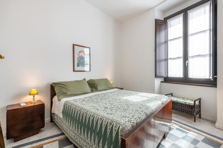 საძინებელი 1