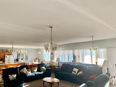 Privacy, Space and Peace at the lake + activities!